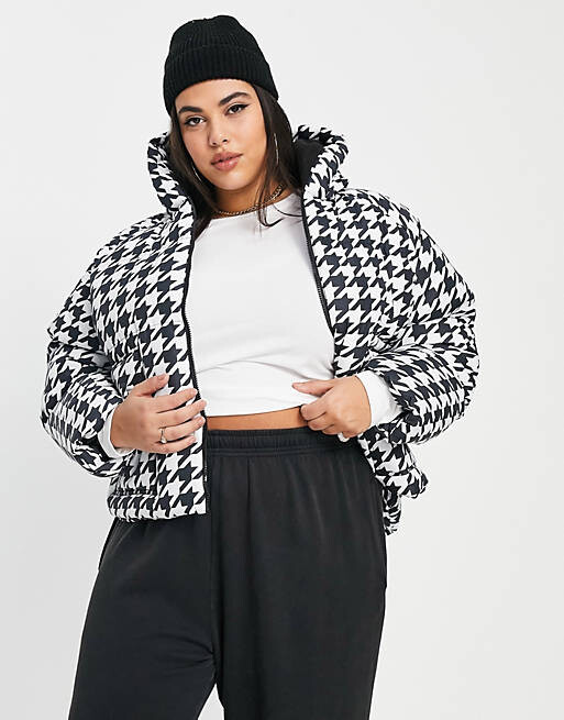 

Пуховик Threadbare Plus Ski в ломаную клетку