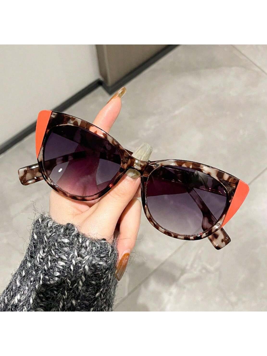 цена Женские солнцезащитные очки «кошачий глаз» в индивидуальном стиле с леопардовым принтом