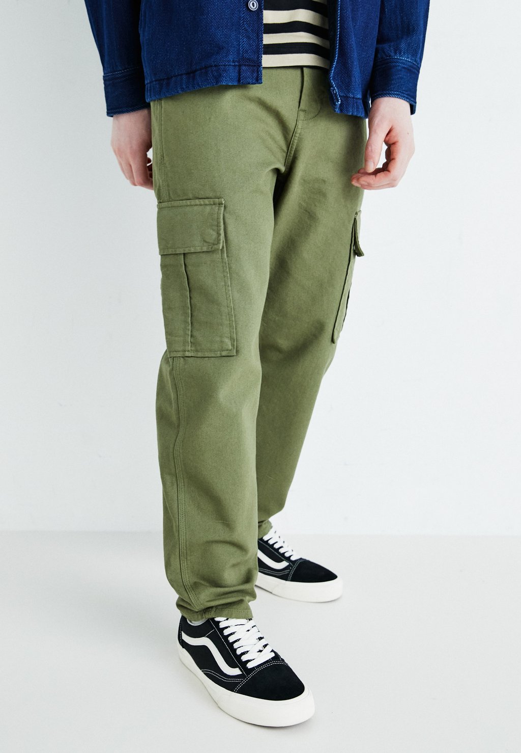 Брюки-карго PANT Lee, оливково-зеленый брюки карго lee размер 31 34 зеленый