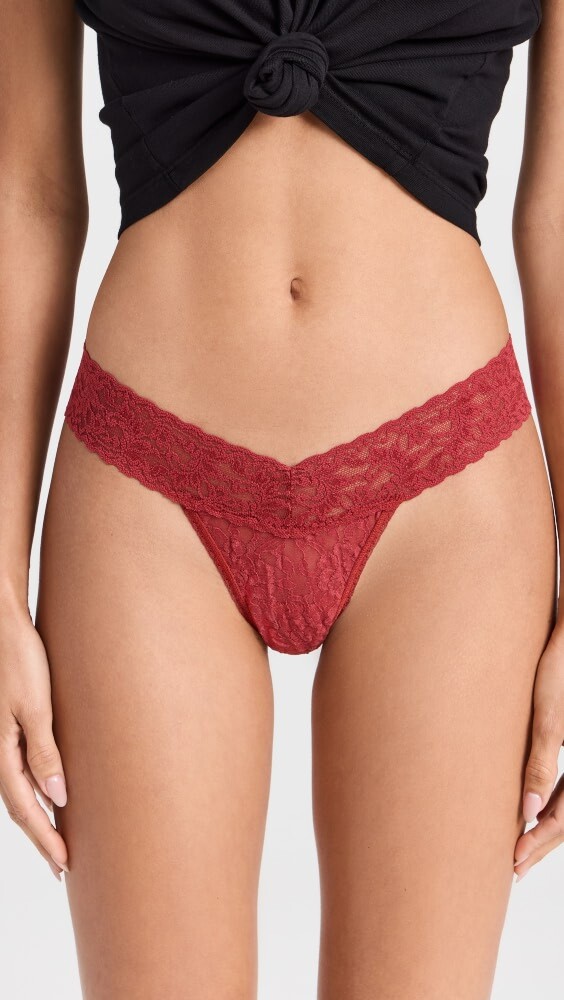 

Стринги Hanky Panky Signature Lace Low Rise Rolled