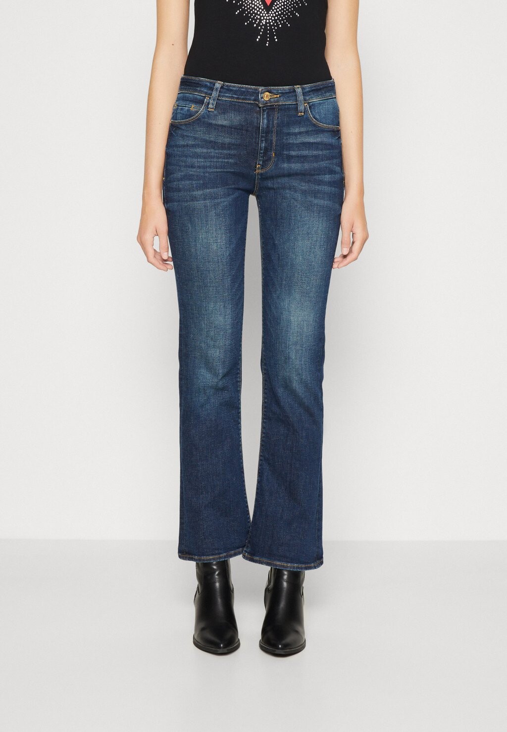 

Джинсы Bootcut Guess