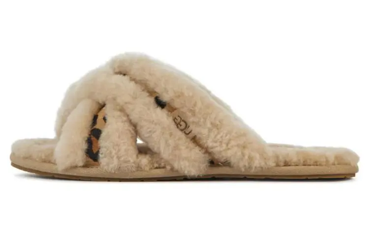 

Шлепанцы Ugg женские, коричневый