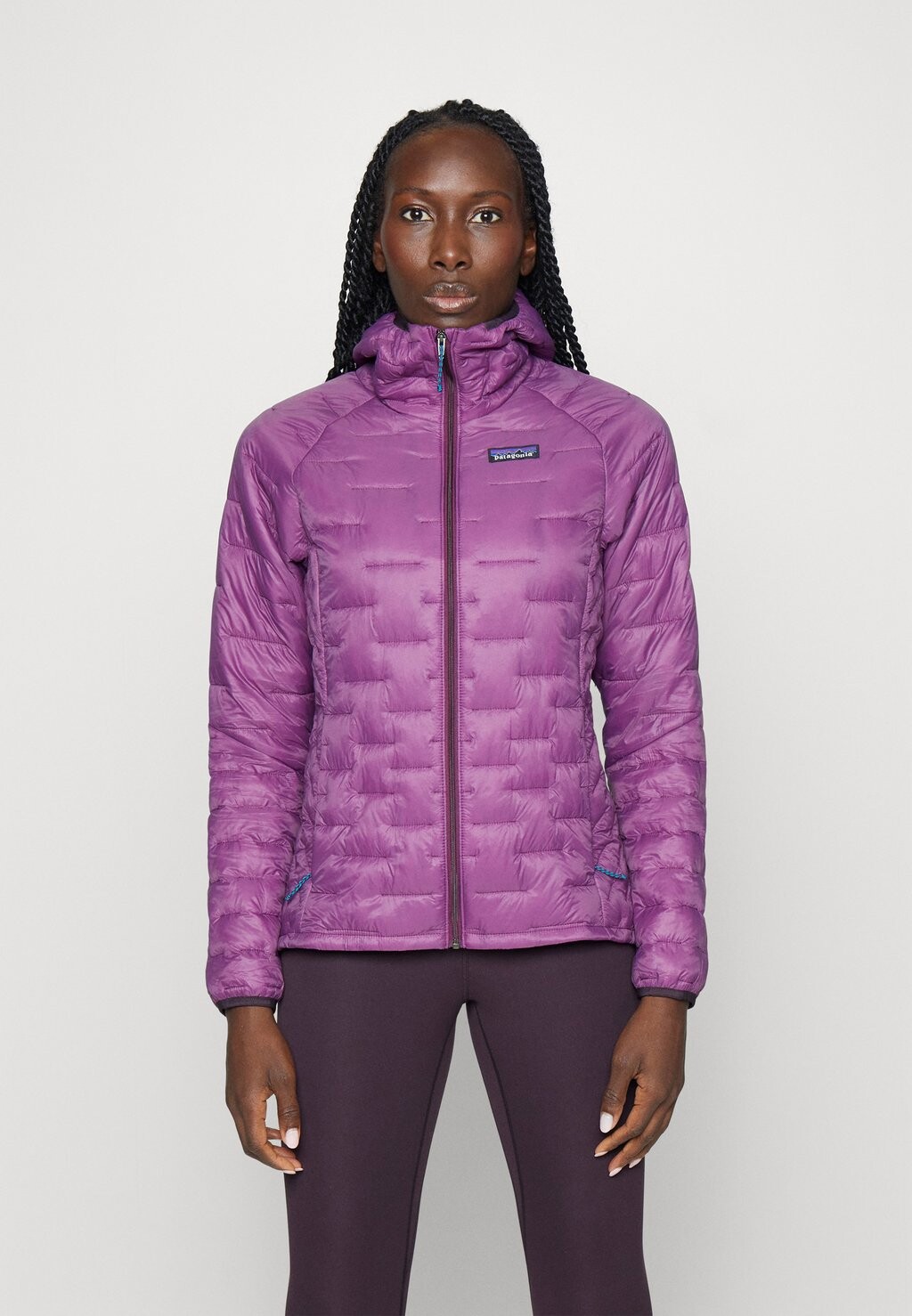 

Куртка Patagonia PUFF HOODY, цвет night plum