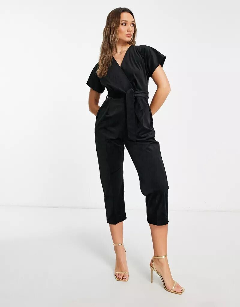 

Черный бархатный комбинезон Closet London