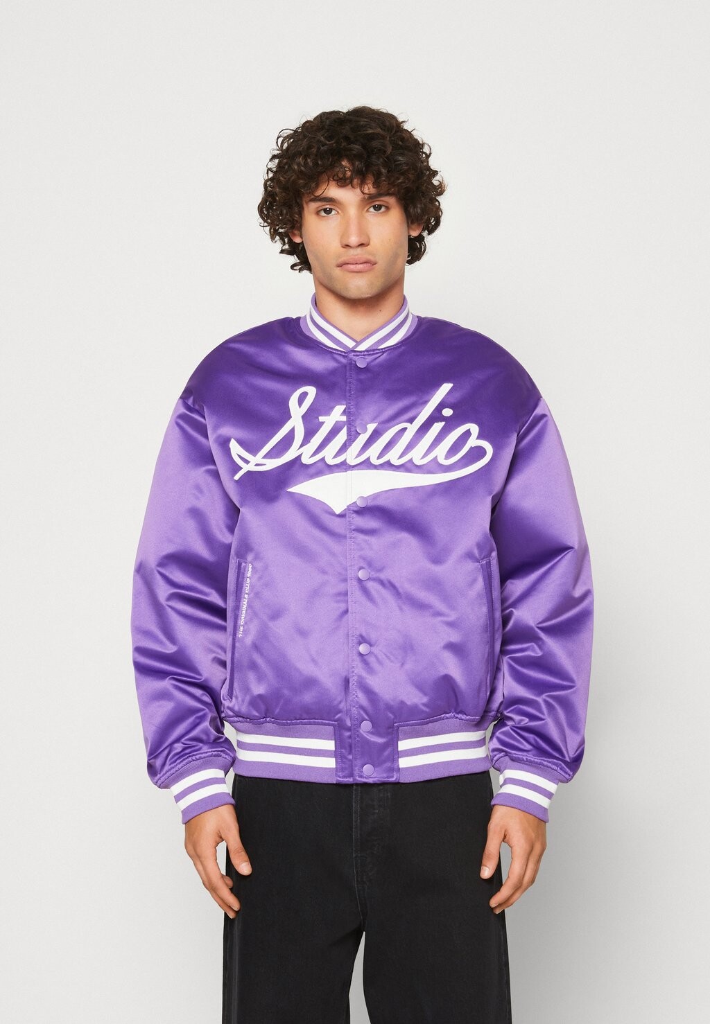 

Куртка-бомбер Jack & Jones