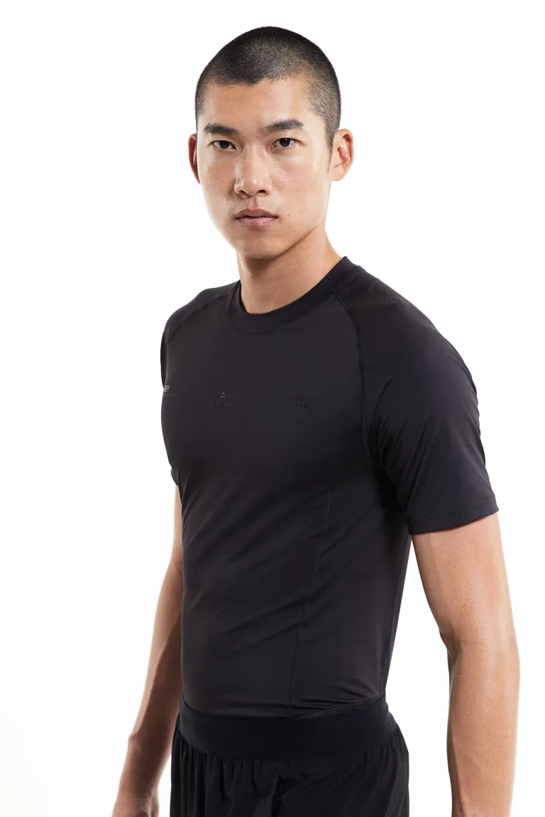 

Спортивная футболка от drymove H&M, черный