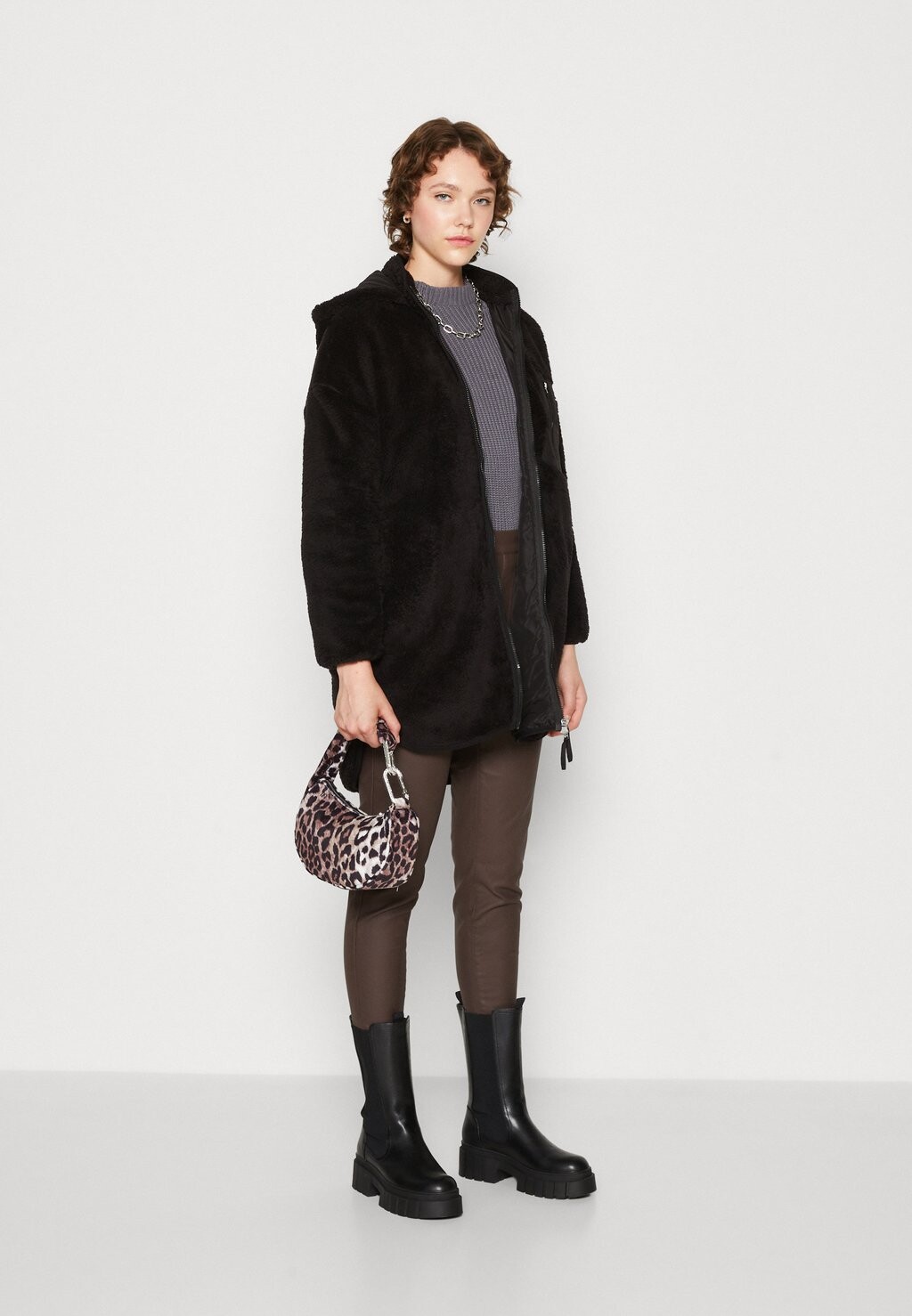 

Куртка зимняя ONLY ONLSASCHA CONTACT JACKET, черный
