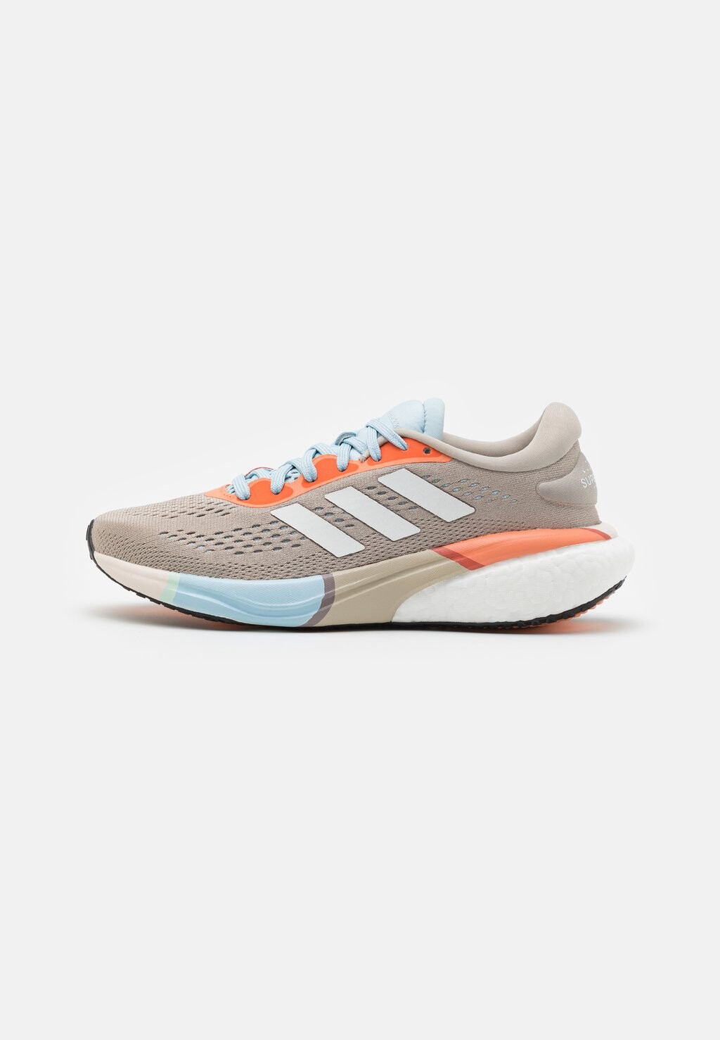 

Кроссовки Adidas