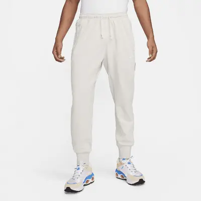 

Брюки Nike Standard Issue, цвет Light Orewood Brown/Pale Ivory