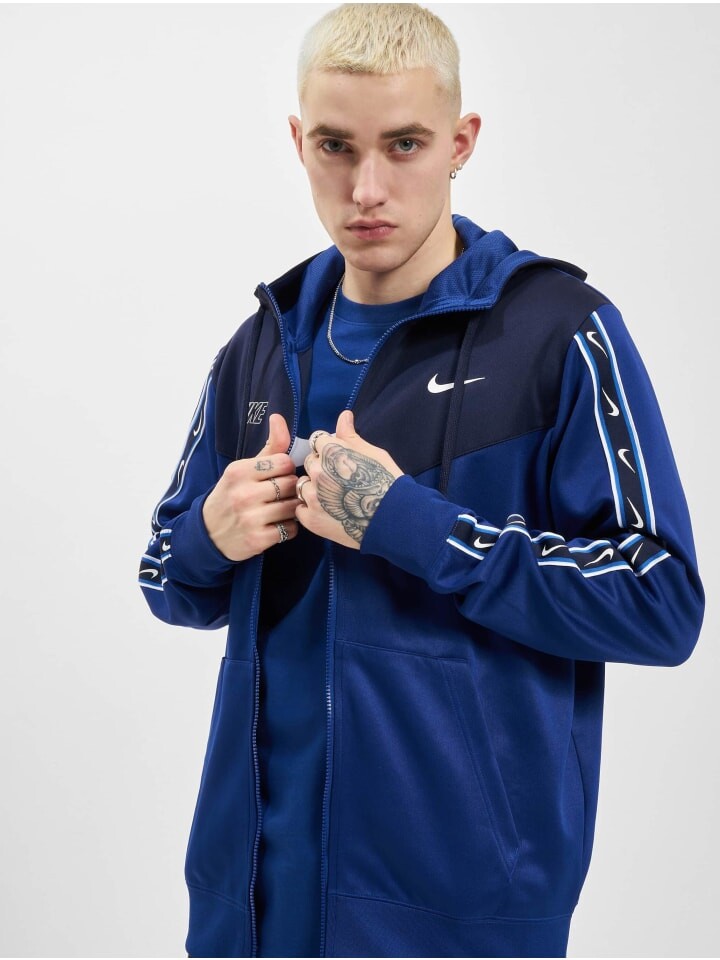 

Толстовка Nike, цвет dr blue/blackened blue/white