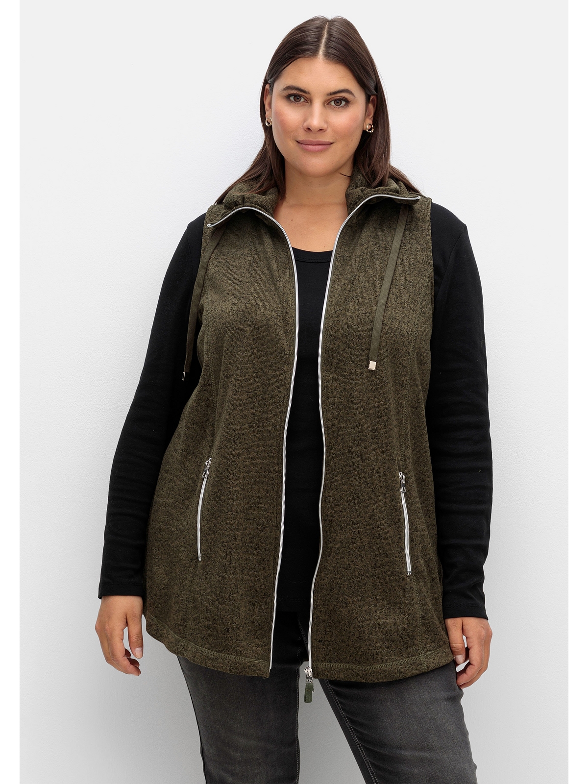 Утепленный жилет sheego Fleece, цвет dunkeloliv meliert