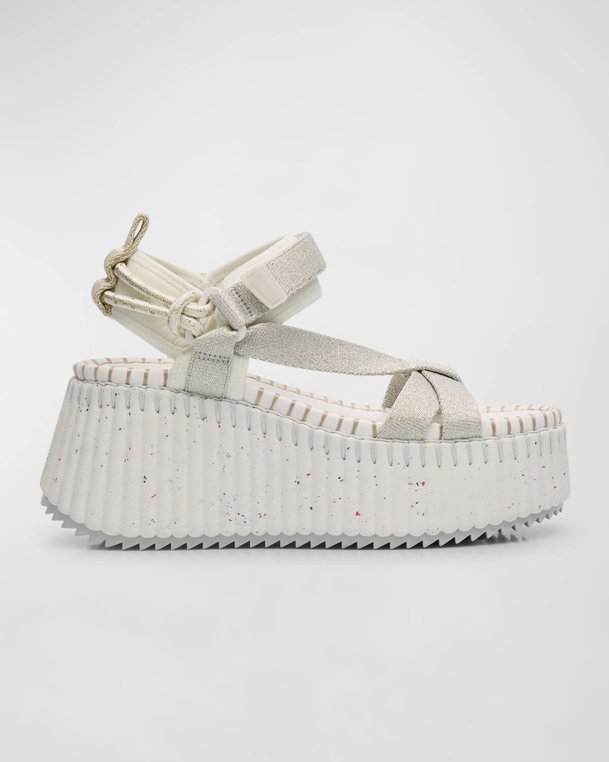 

Сандалии на плоской подошве с ремешком на щиколотке из коллаборации с High Summer Nama Stitch Chloé, цвет Silver