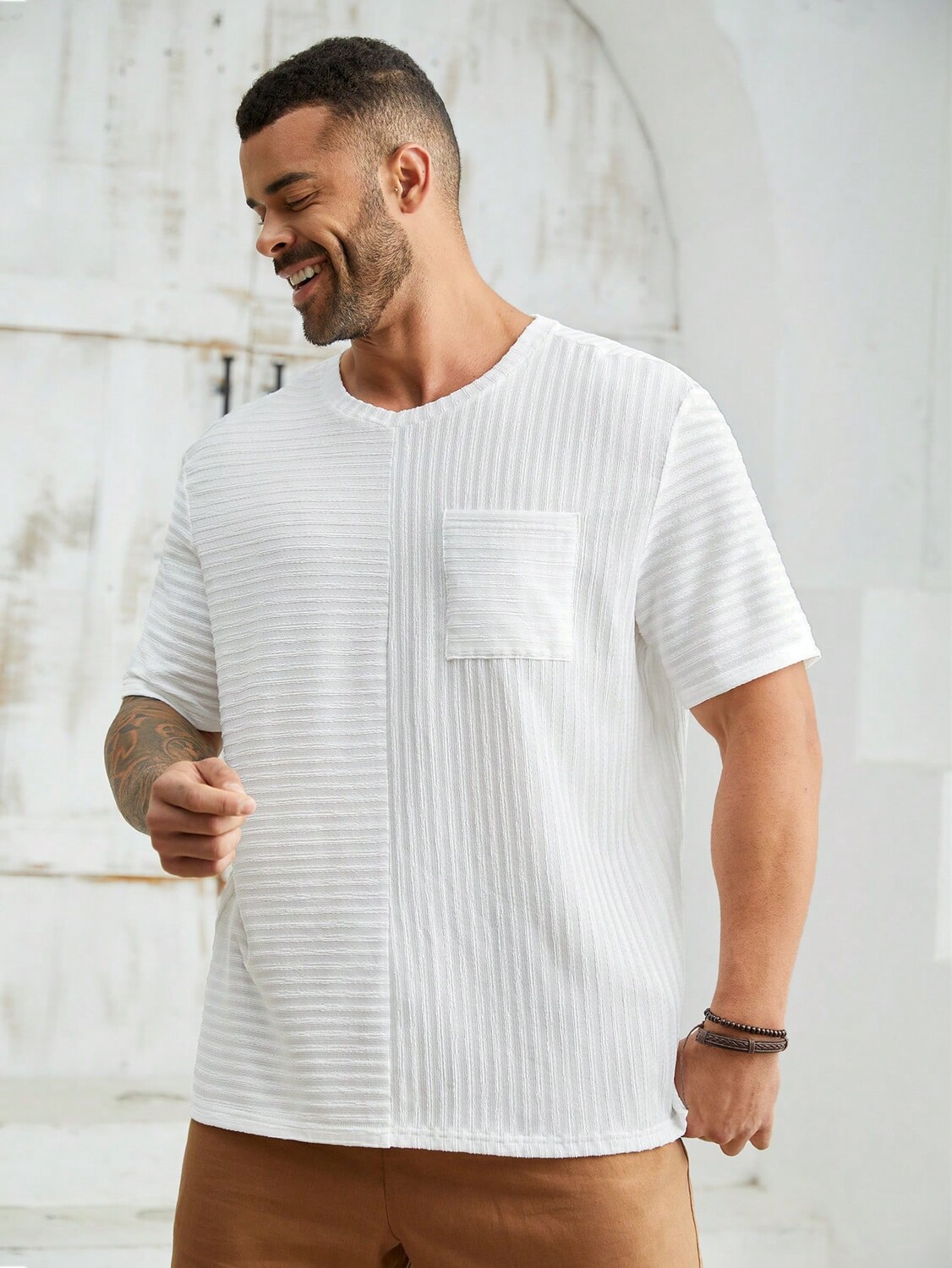 

Футболка мужская Manfinity Homme с короткими рукавами, белый