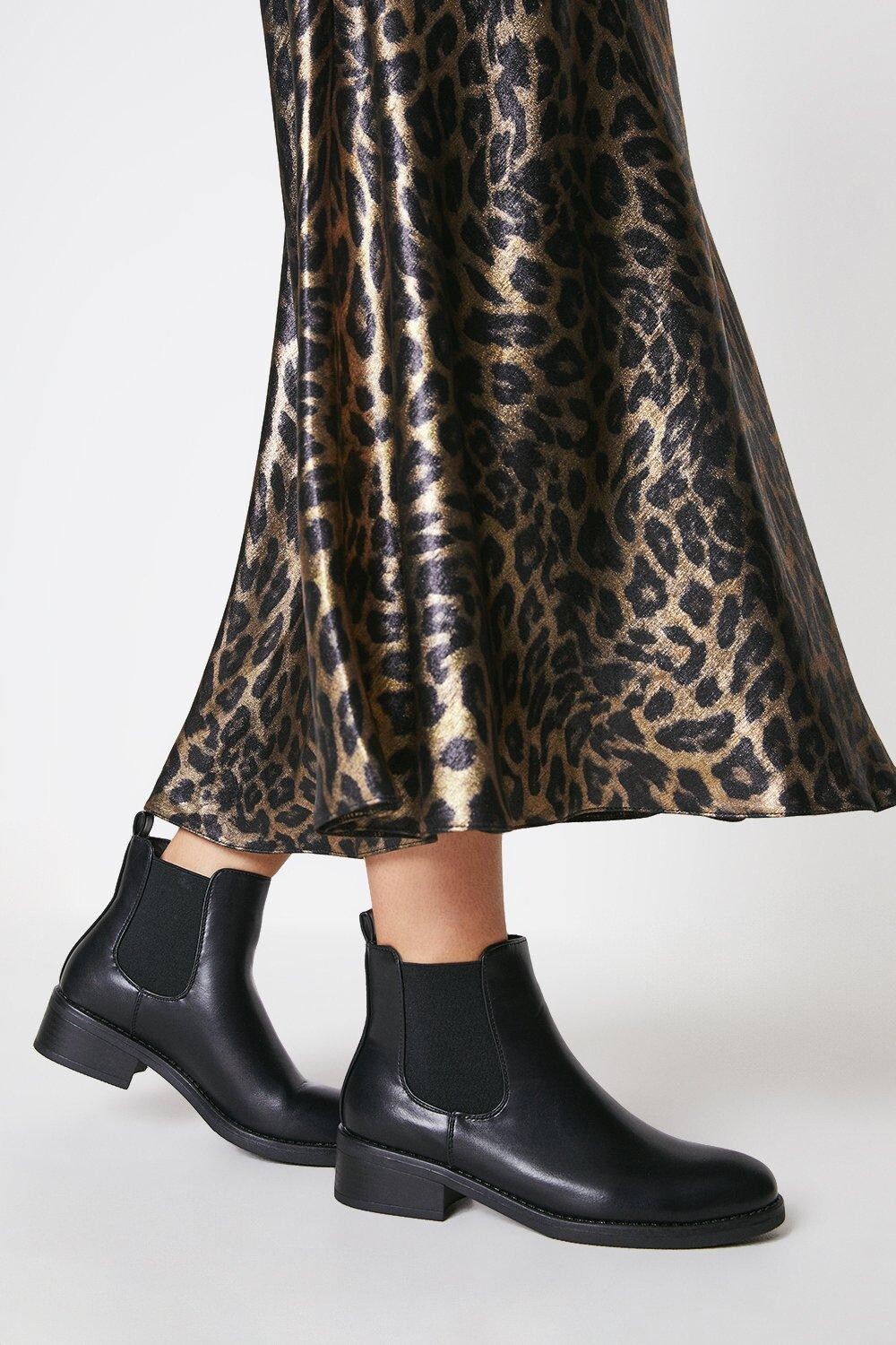 

Базовые ботинки челси Maria Dorothy Perkins, черный
