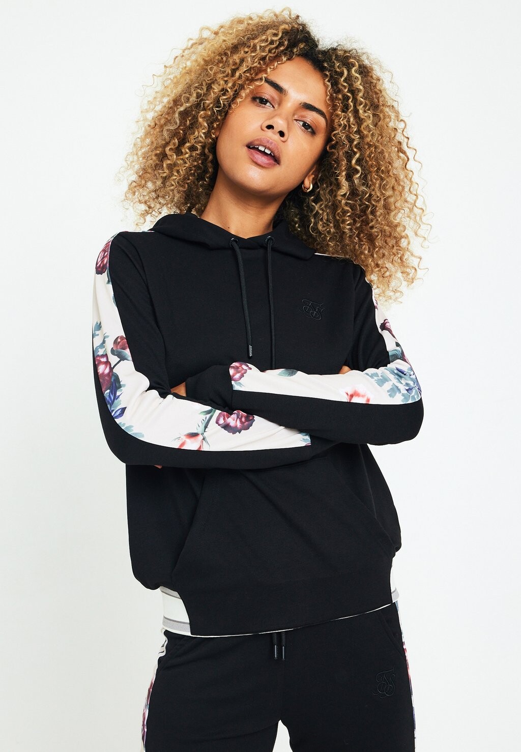 

Худи SIKSILK