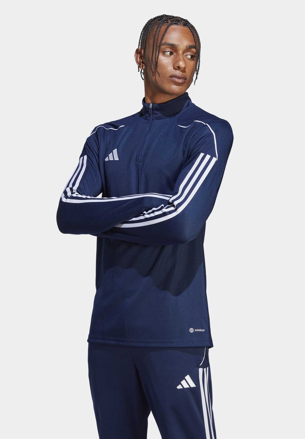 

Футболка Adidas