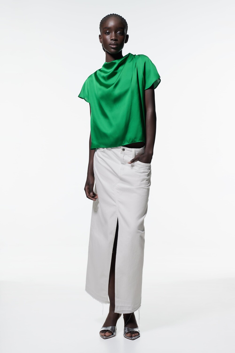 

Атласное боло Zara, средне-зеленый
