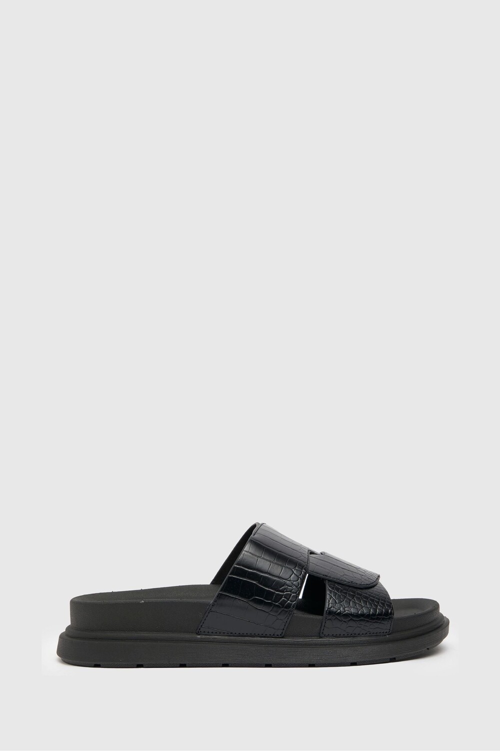 

Сандалии Tally с эффектом крокодиловой кожи и фигурной стелькой Schuh, черный