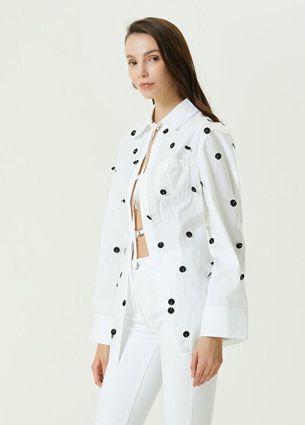 

Белая рубашка с вышивкой в горошек Jacquemus