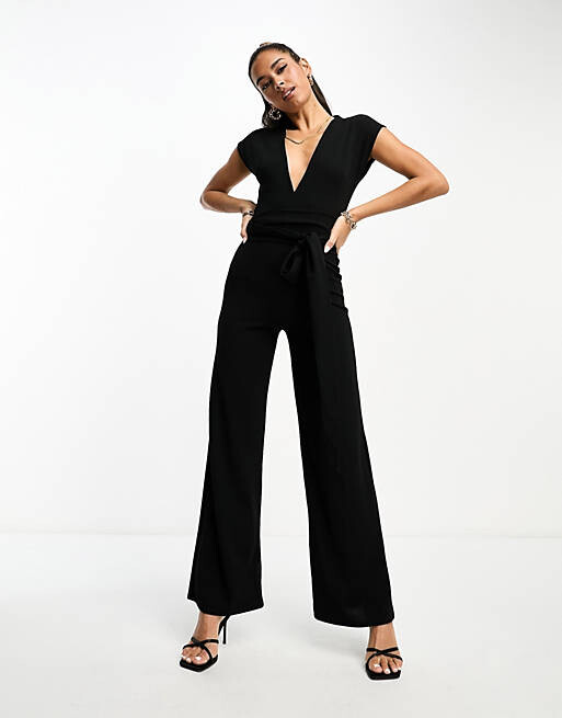 

Черный комбинезон с глубоким вырезом и завязкой на талии ASOS DESIGN