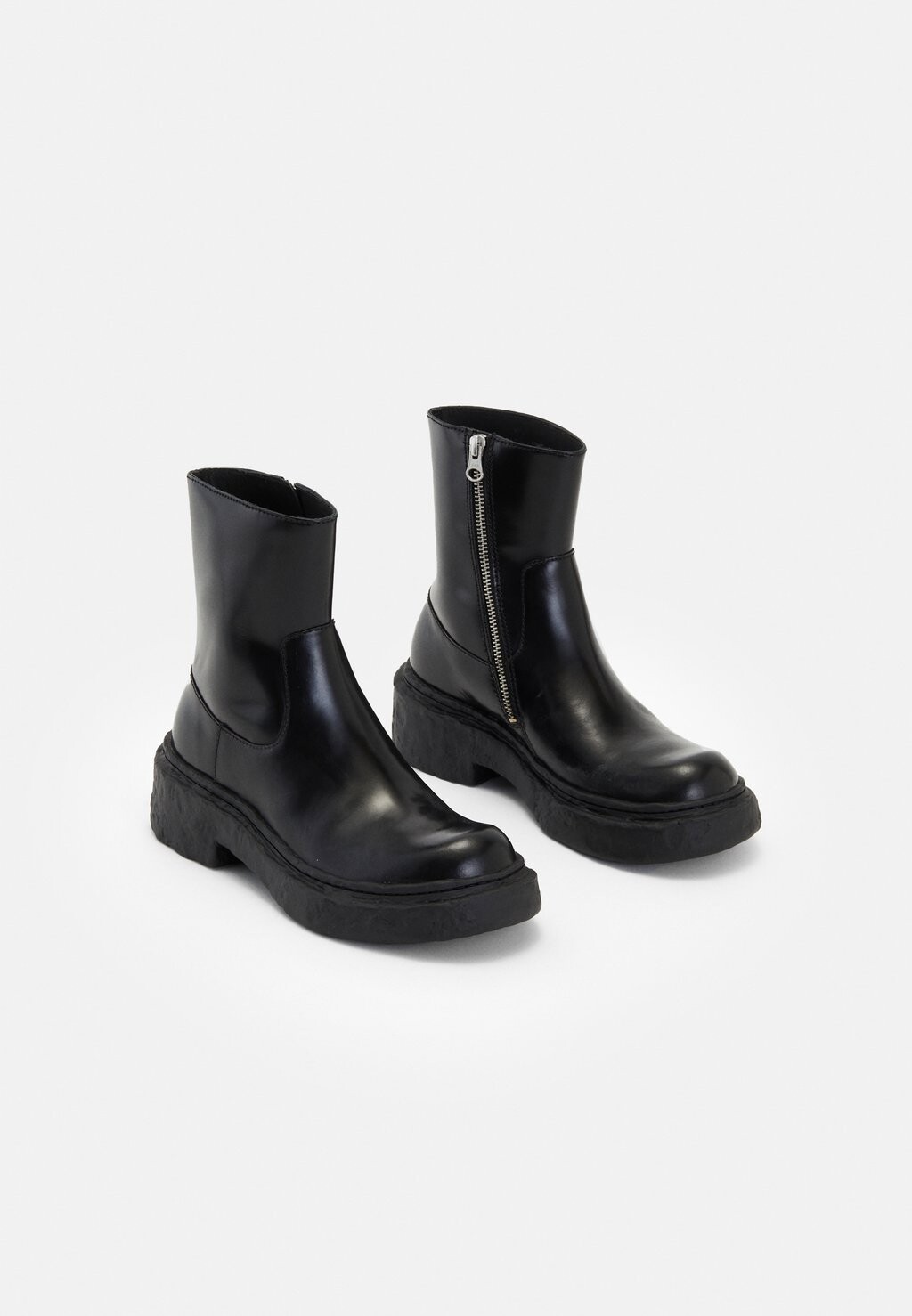 

Ботильоны VAMONOS UNISEX CAMPERLAB, цвет black