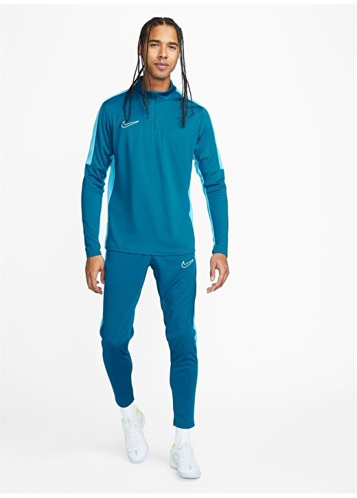 

Зеленый свитшот с воротником-стойкой Nike