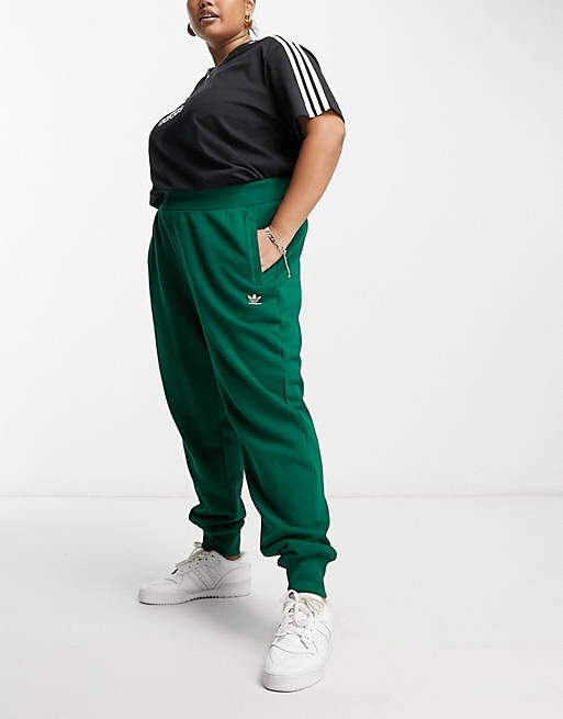 

Темно-зеленые джоггеры с трилистником adidas Originals Plus Essentials