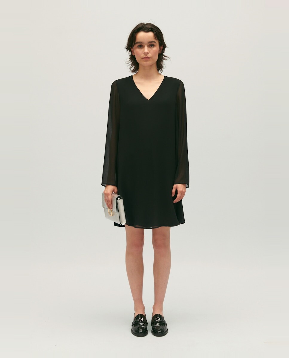 

Короткое струящееся платье с V-образным вырезом Claudie Pierlot, черный