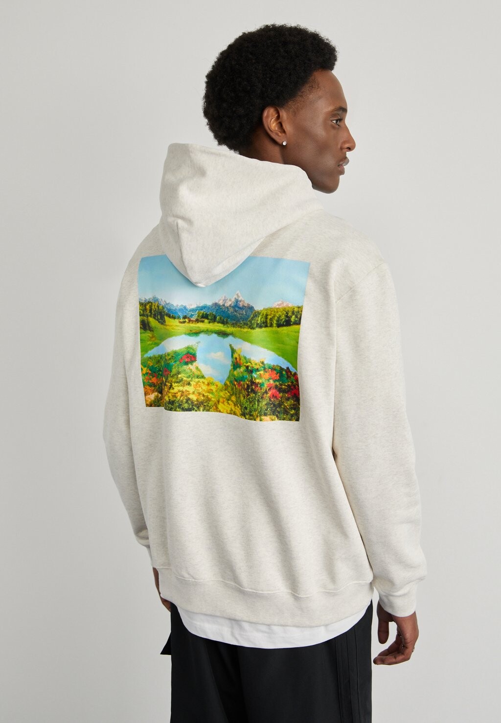 

Толстовка GRAPHIC HOODIE adidas Originals, цвет offwhite