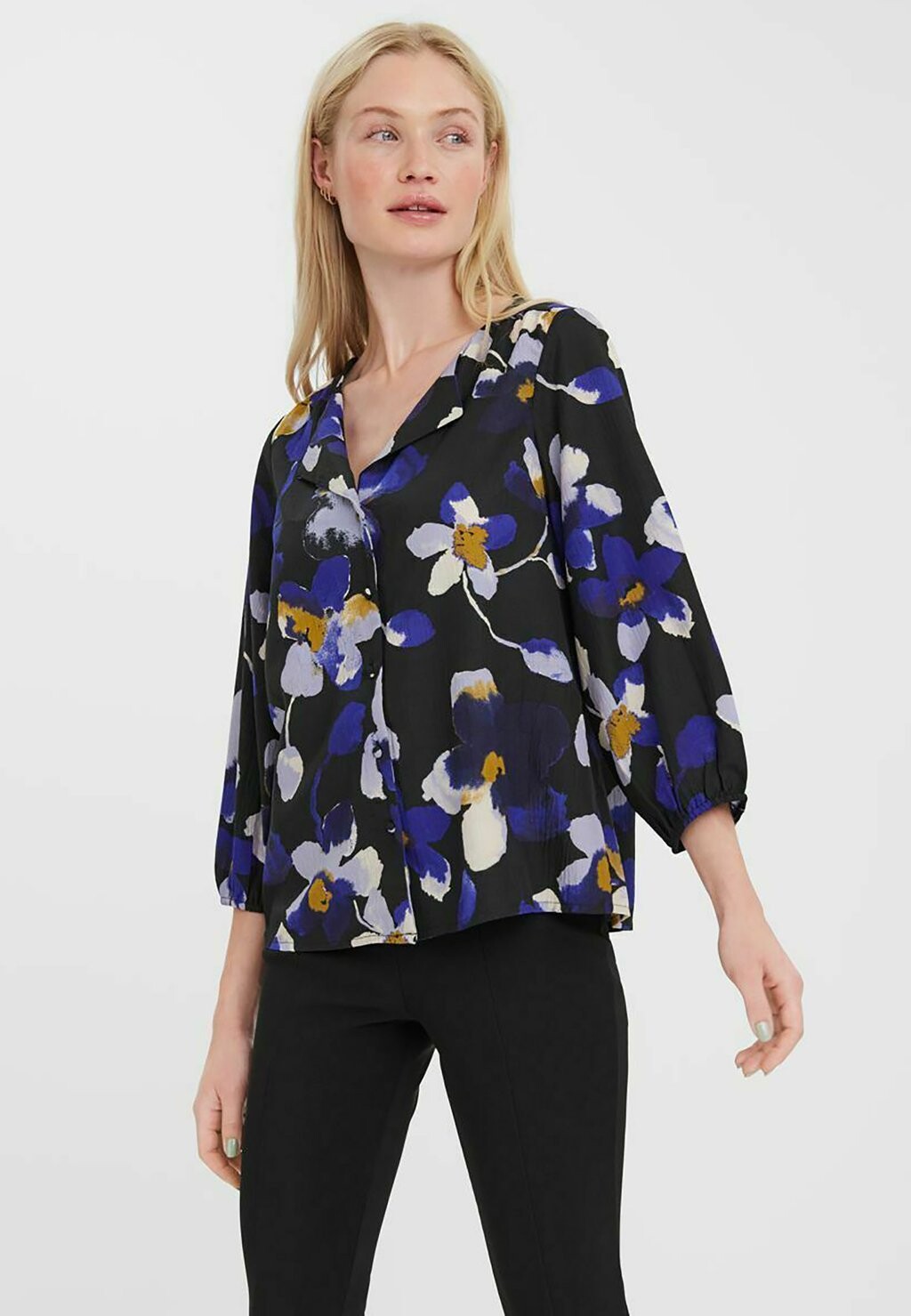 

Блузка Vero Moda, черный
