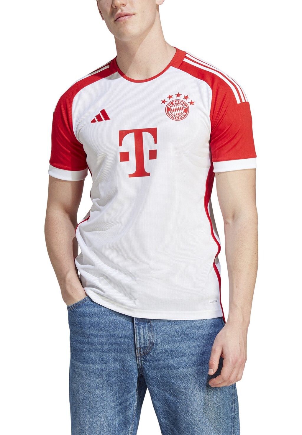 

Футболка Adidas
