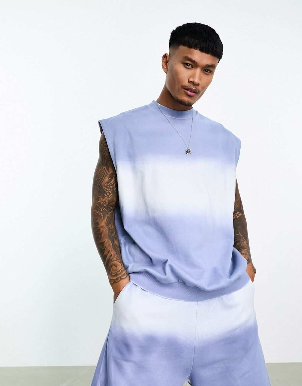 

Синий комбинезон-свитер с градиентом ASOS DESIGN Coord