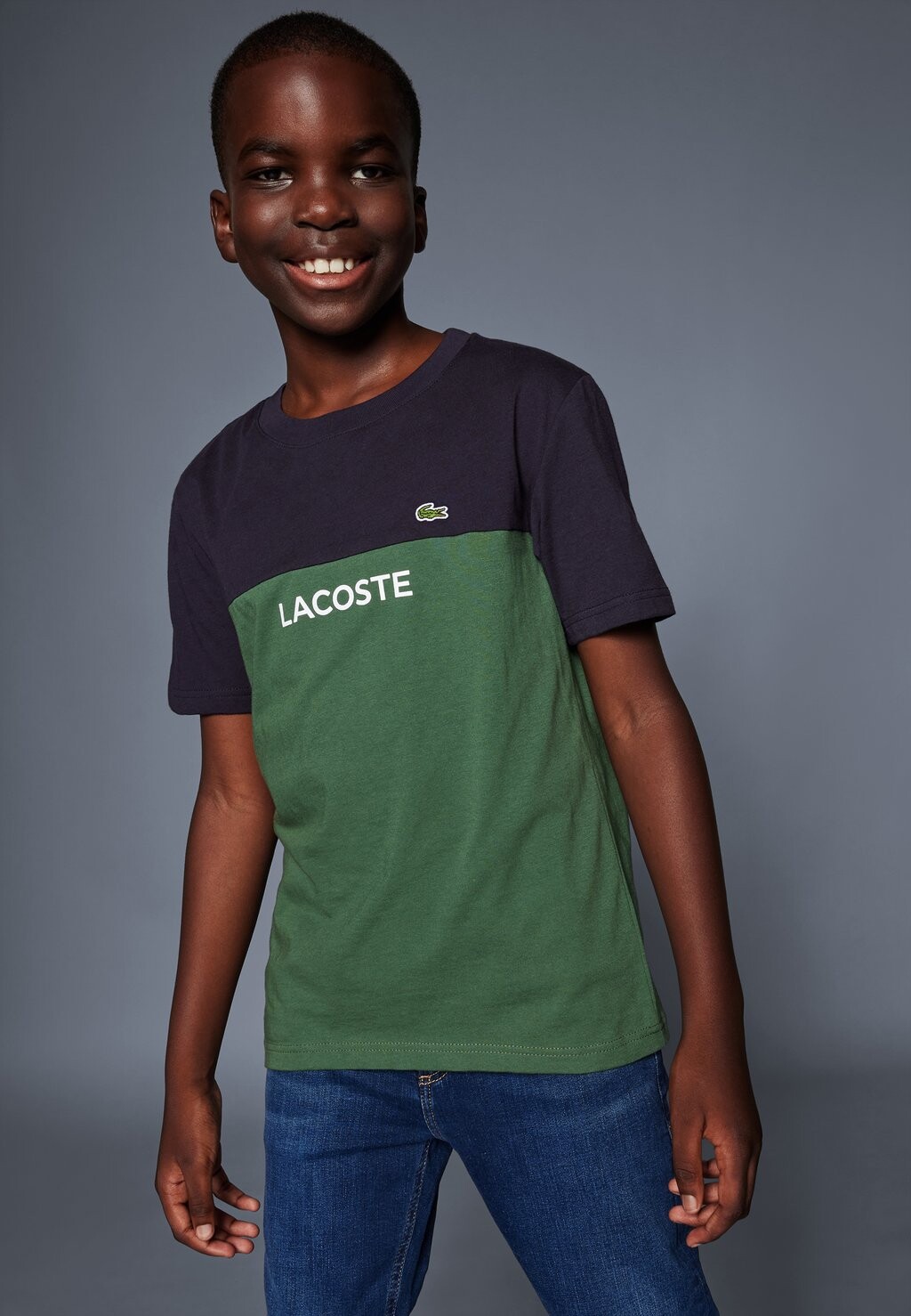 

Футболка с принтом Color Block Center Logo Unisex Lacoste, цвет abysm/sequoia