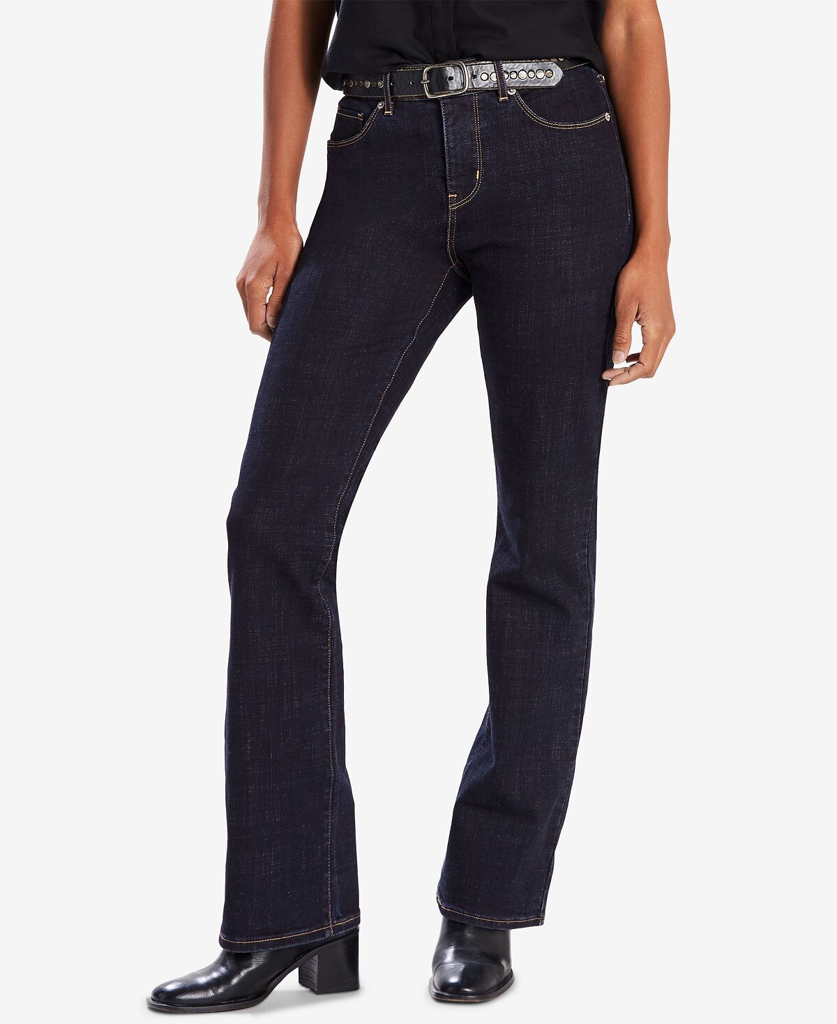 

Женские классические джинсы Bootcut короткой длины Levi's