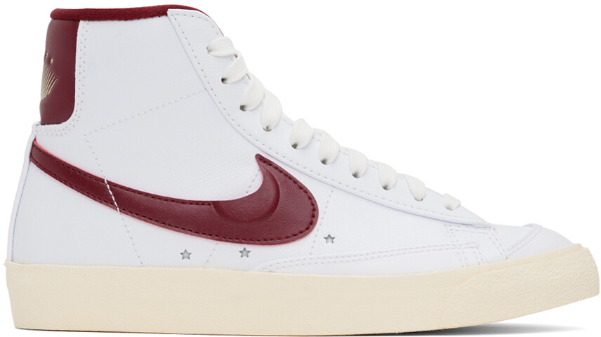 

Кроссовки Nike White Blazer Mid 77 SE