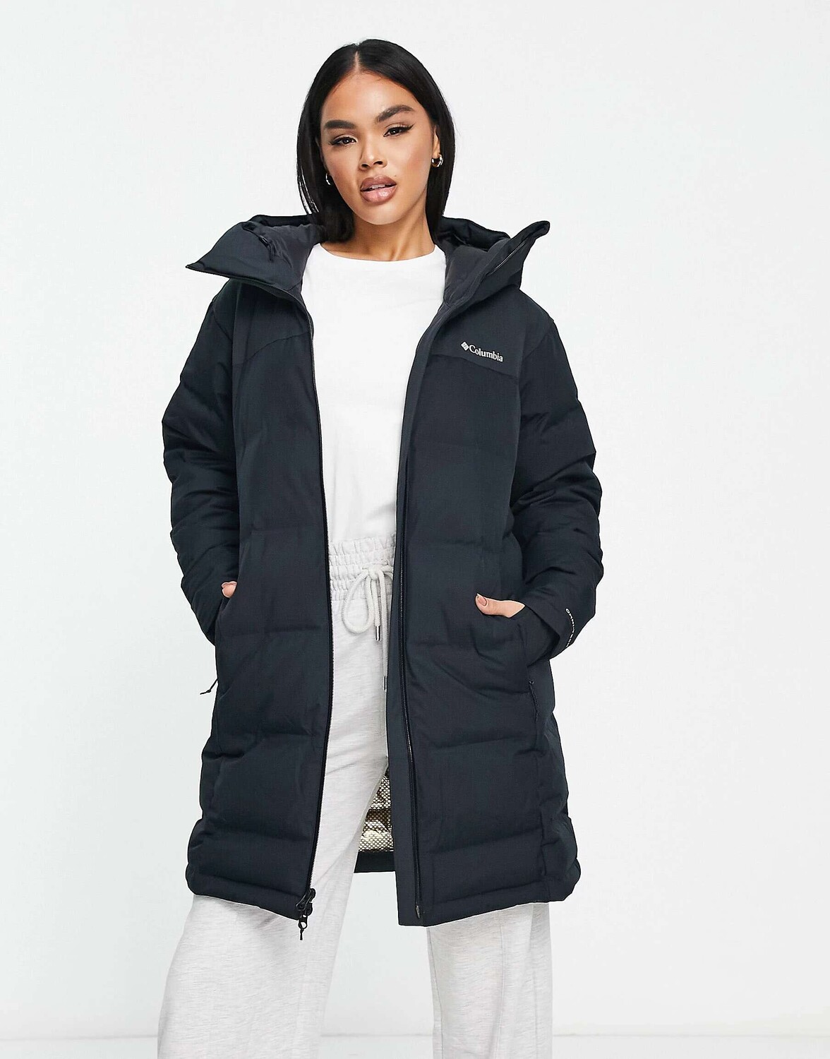 

Черный пуховик с капюшоном Columbia Opal Hill Mid