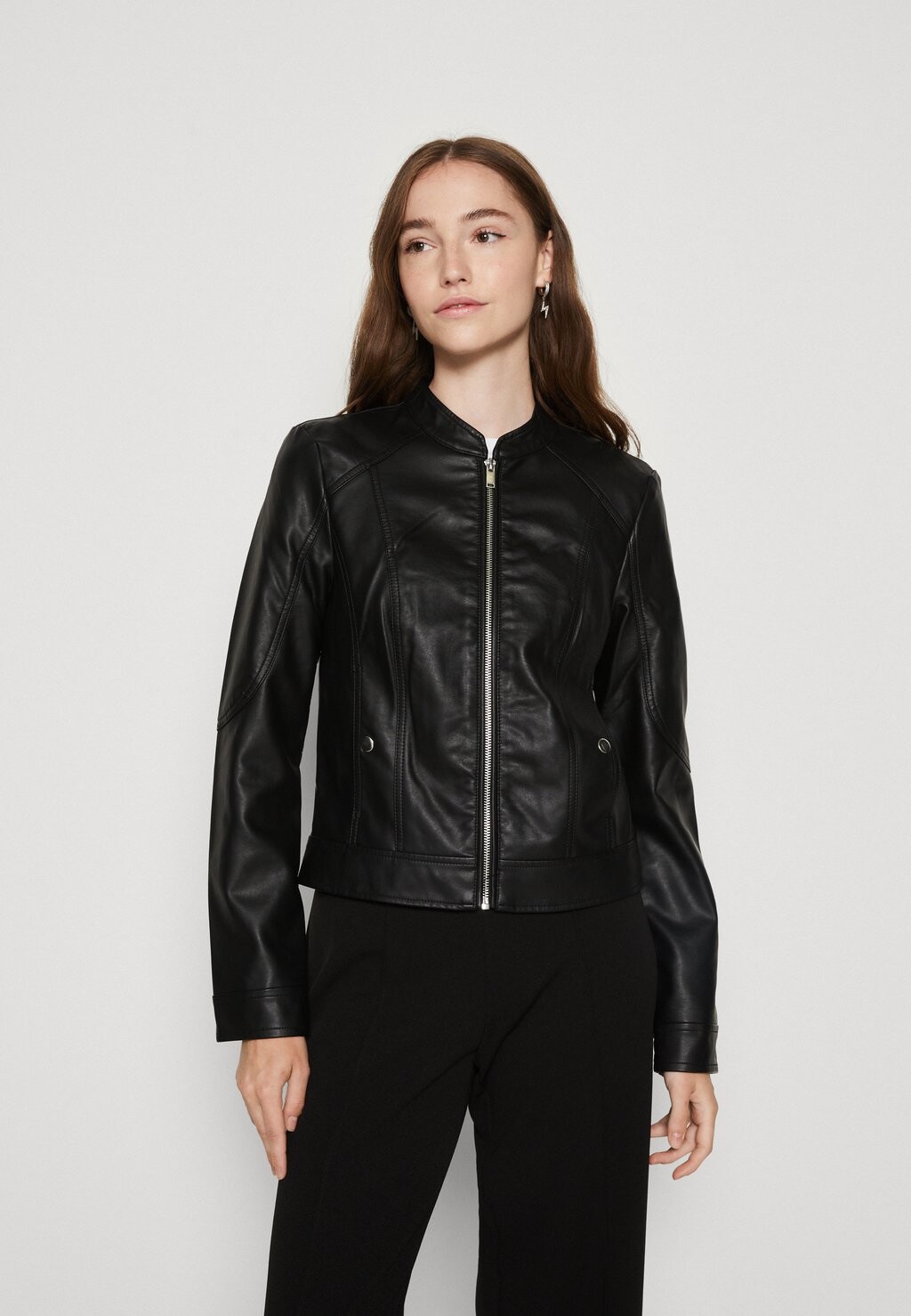 

Куртка из синтетической кожи Vero Moda VMSIA SHORT JACKET, черный