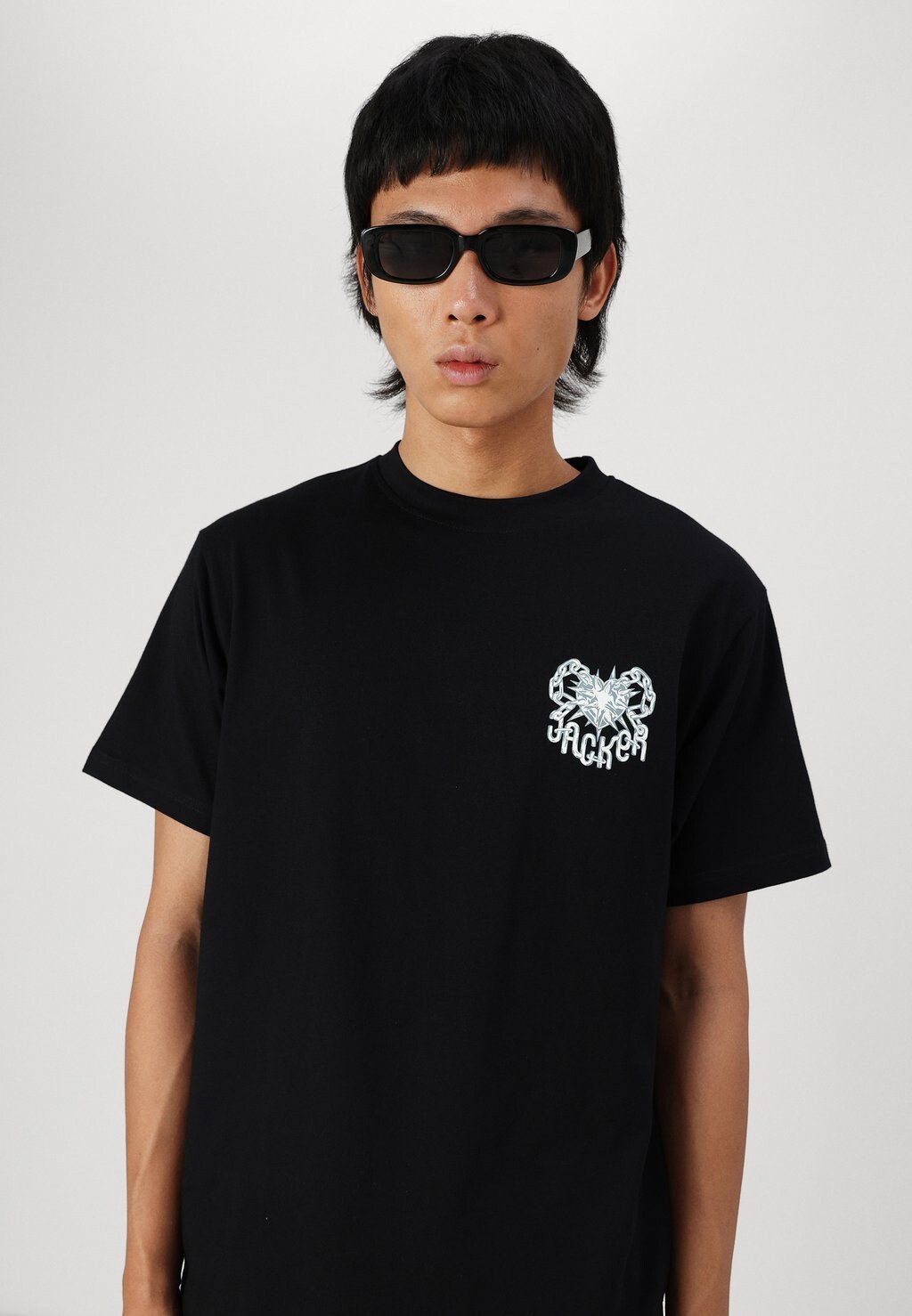 

Футболки с принтом COLD HEART UNISEX Jacker, черный