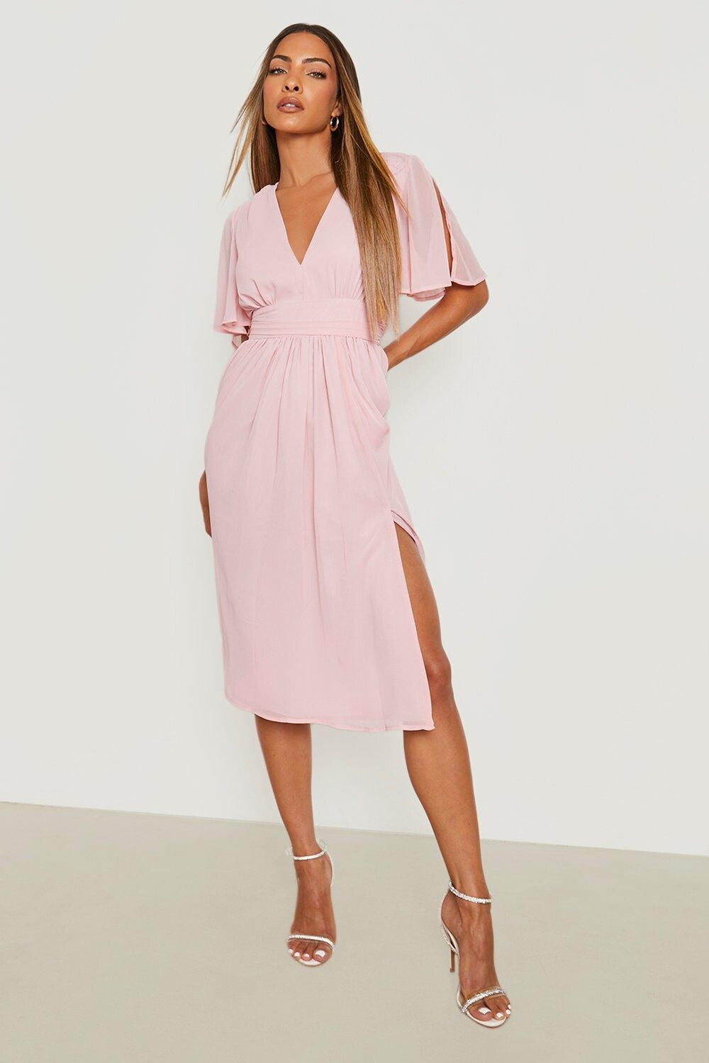 

Шифоновое платье миди с рукавами ангел Boohoo, роза