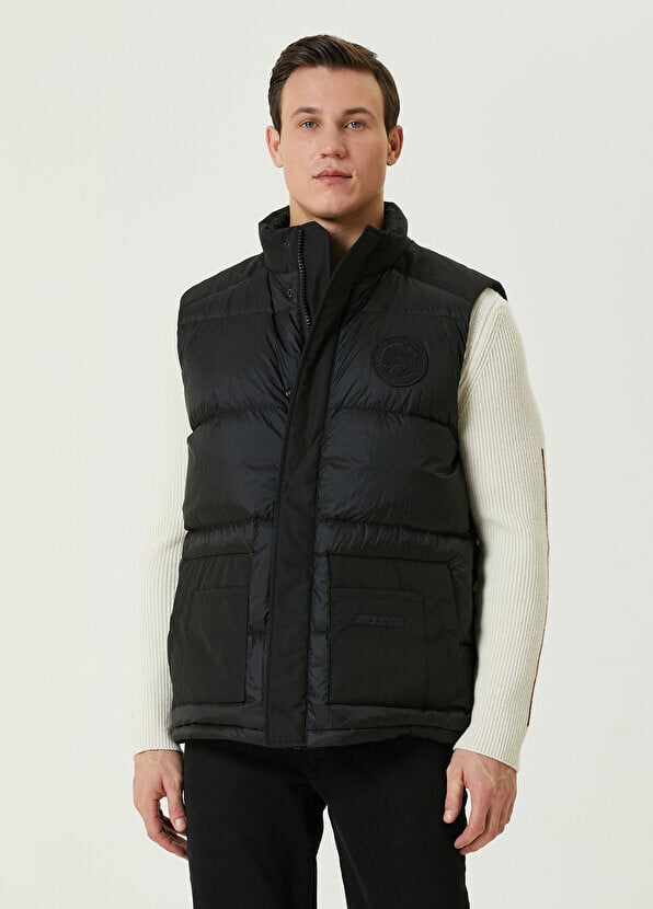 

Черный жилет paradigm freestyle Canada Goose