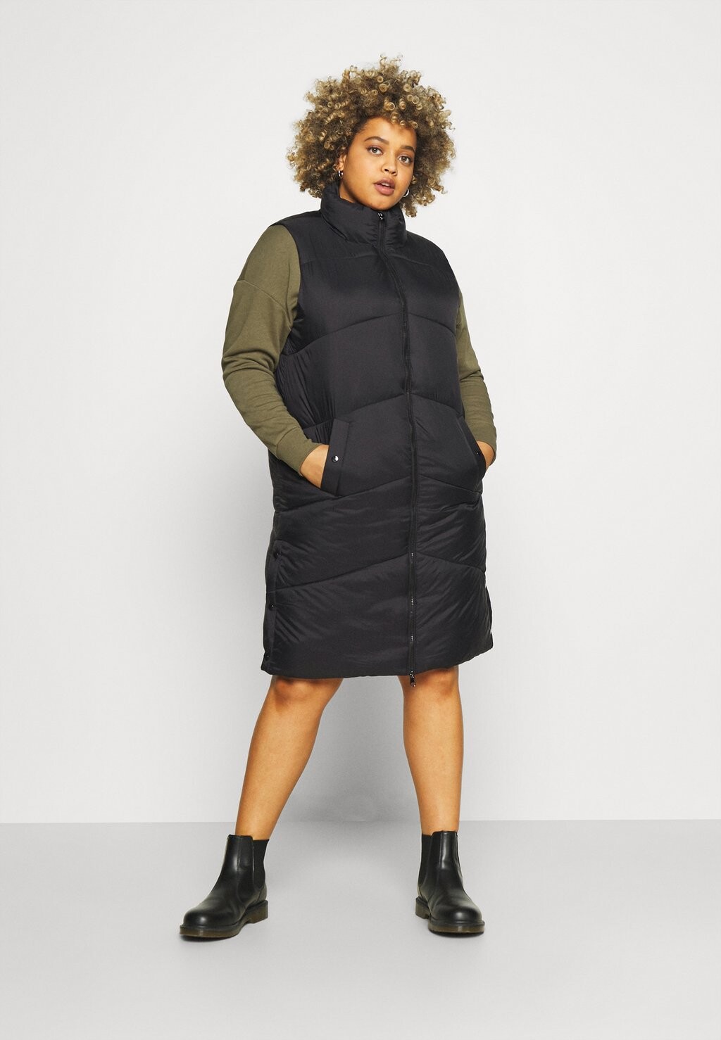 

Жилет Vero Moda, черный