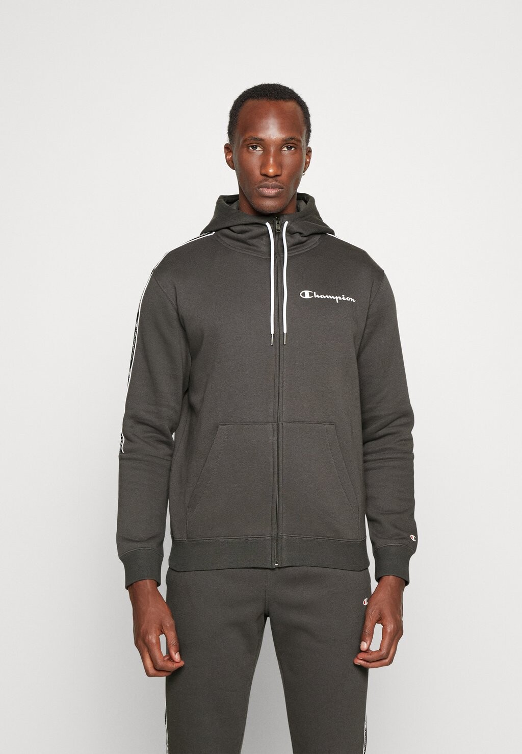 

Толстовка на молнии Champion