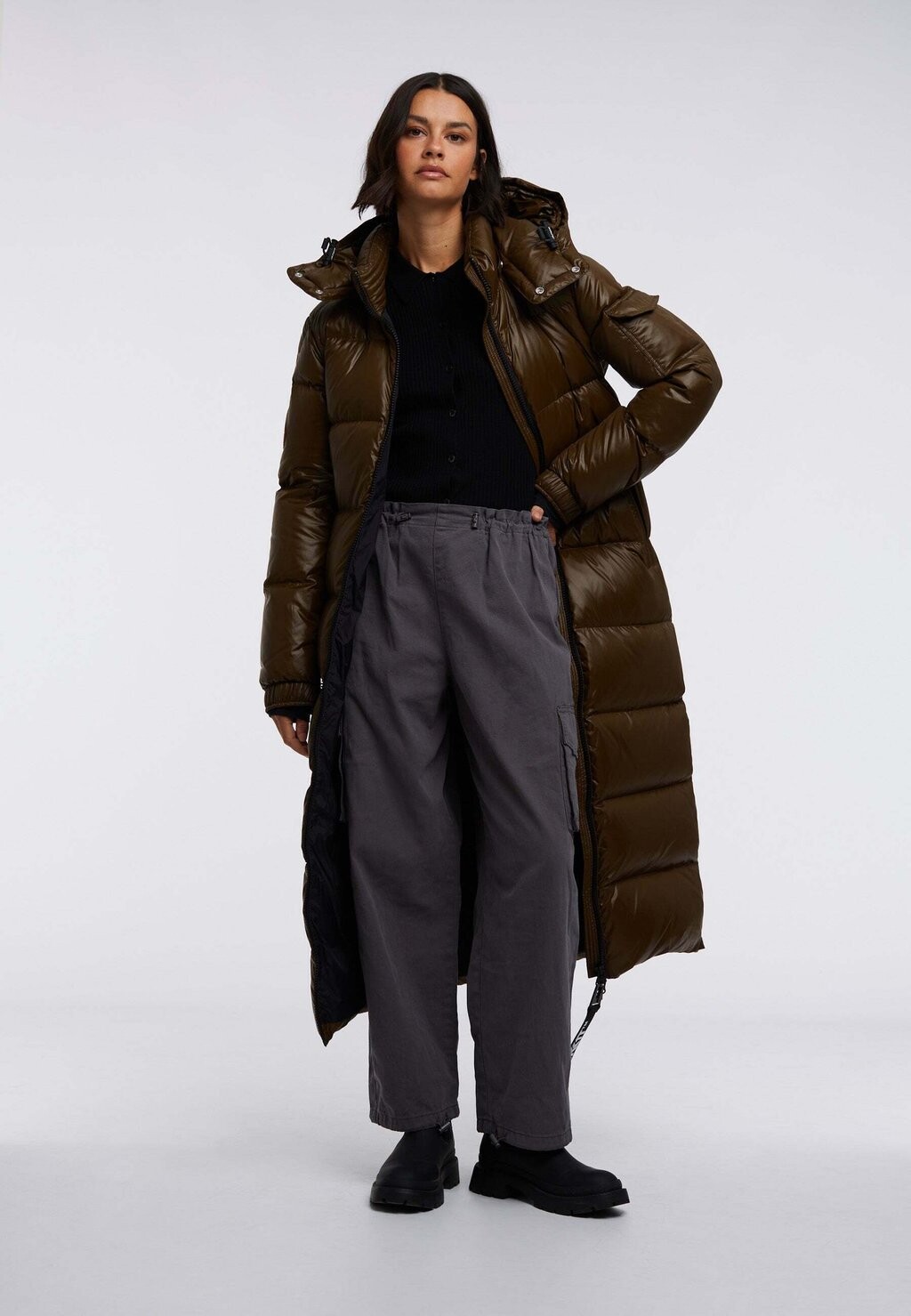 

Пуховик Ez Ultra Long Puffer JACK1T, цвет olive