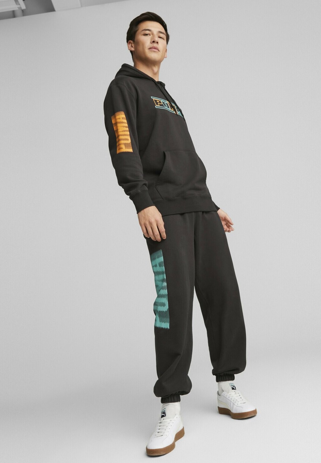 

Худи Puma