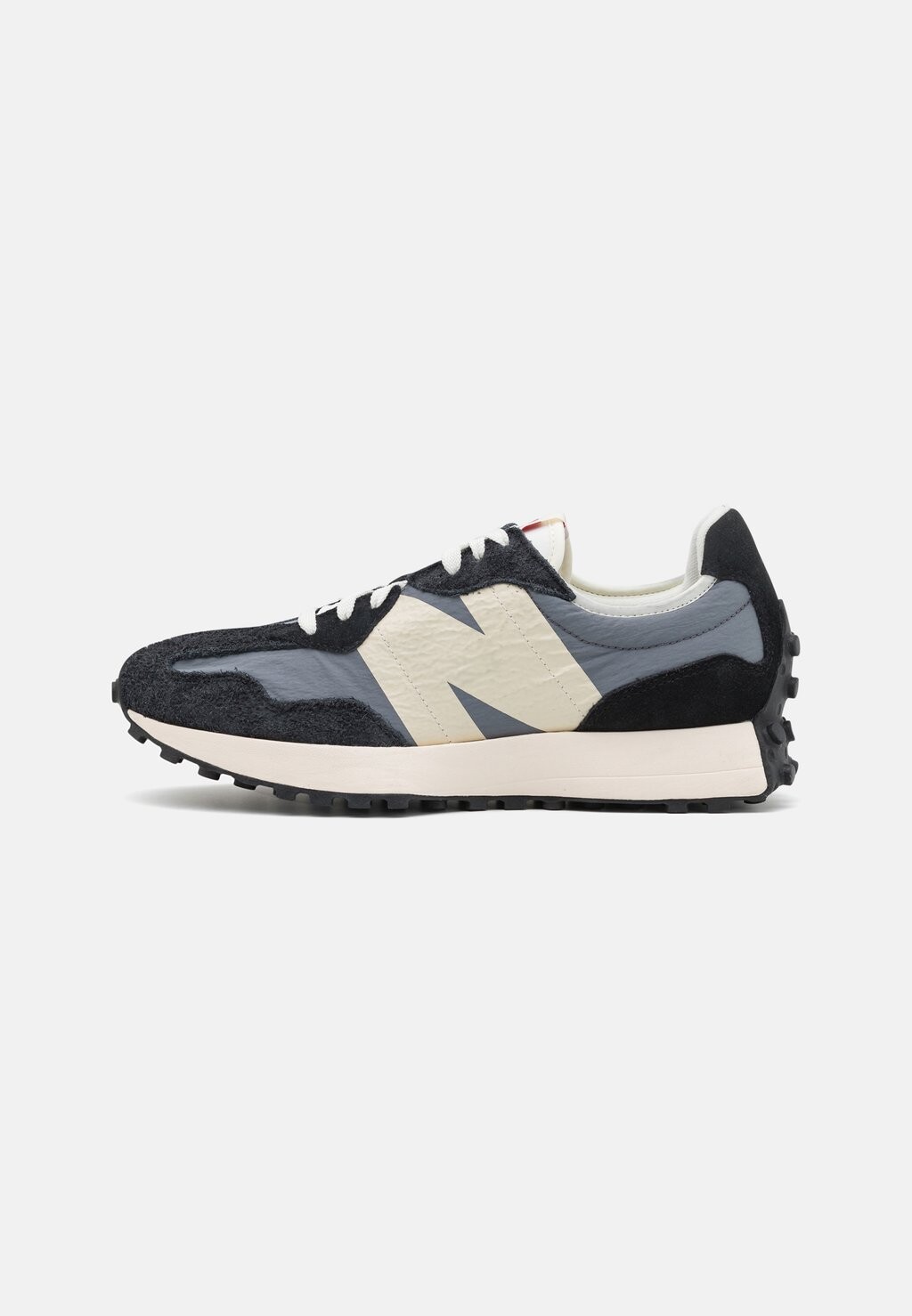 

Кроссовки New Balance