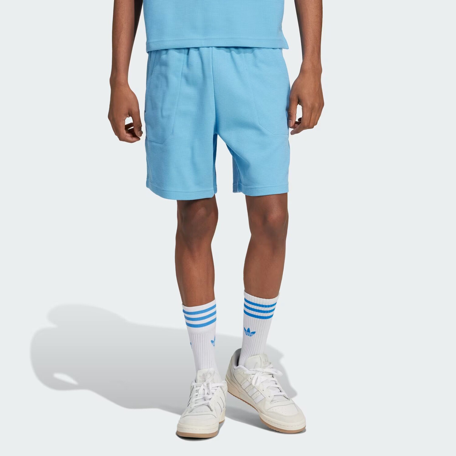 

Вафельные шорты Essentials Trefoil Adidas, цвет Light Blue