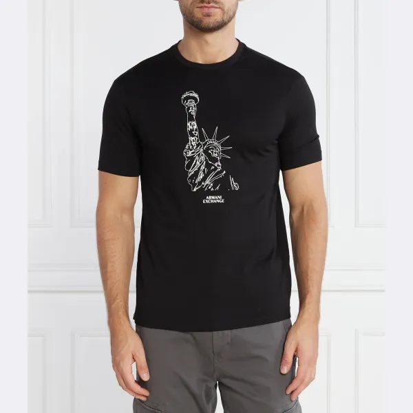 

Футболка стандартного кроя Armani Exchange, черный