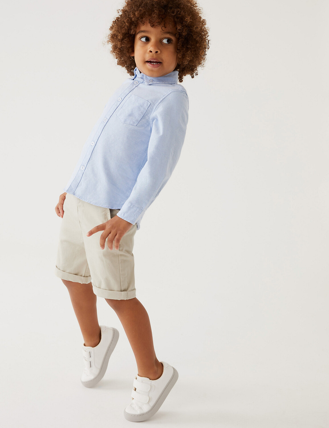 

Хлопковые шорты-чиносы (2–8 лет) Marks & Spencer