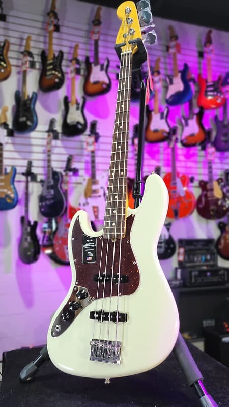 

Басс гитара Fender American Professional II Jazz Bass Left-handed - Olympic White Rosewood Fingerboard! 842