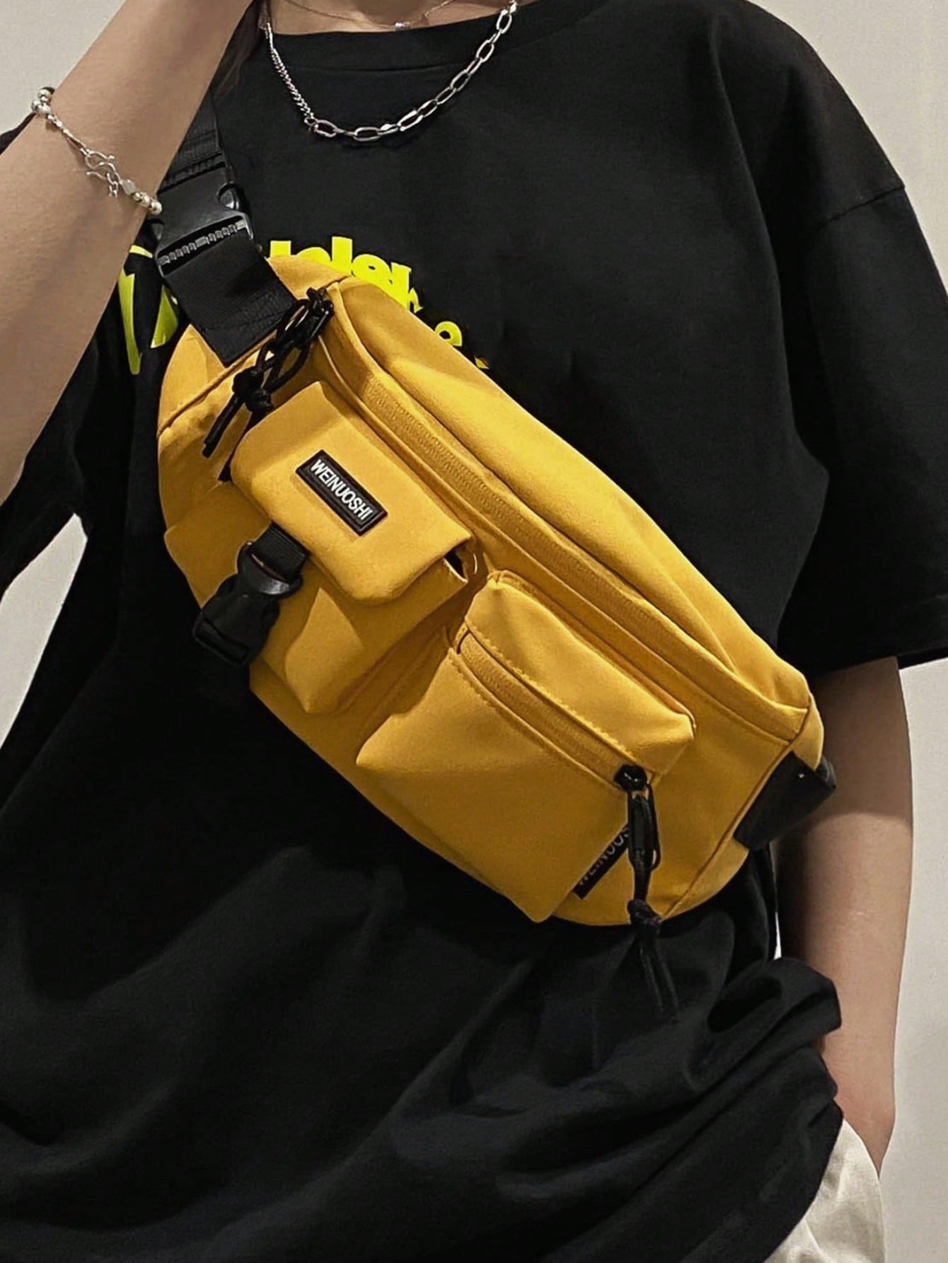 Поясная сумка с нашивкой и пряжкой с надписью, средний размер, желтый